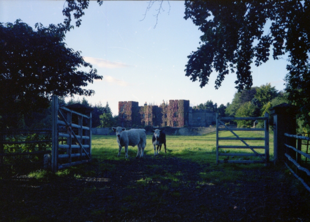 19790000-1981 SLALEY HALL PARK 01.jpg